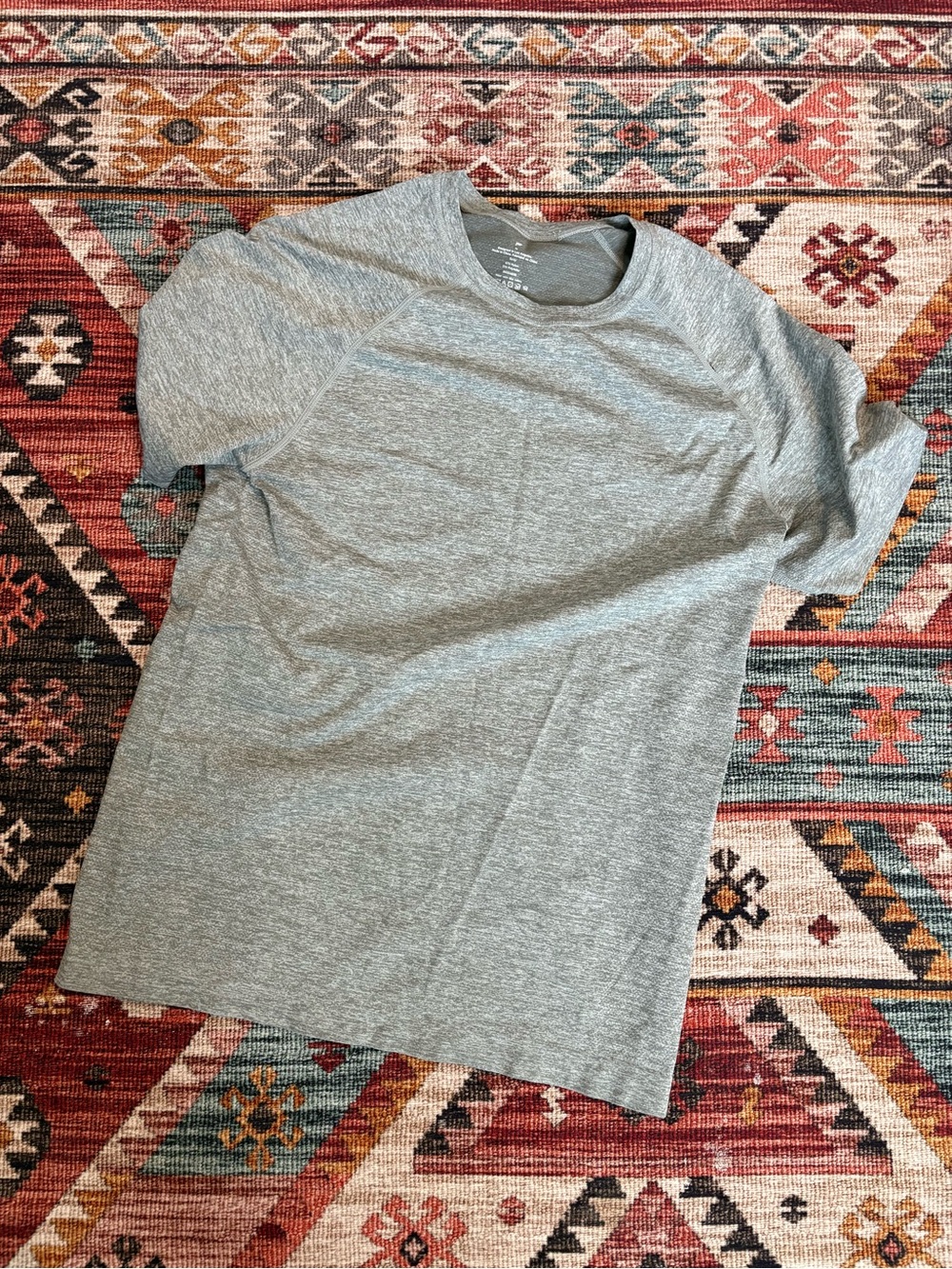 Men’s medium Fabletics athletic shirt